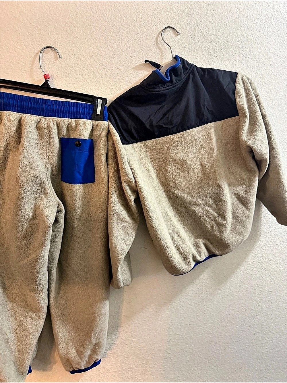 Color Block Fleece Matching Set - Picture 2 of 2